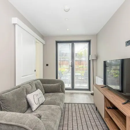 Centre Deluxe With Amazing Garden Terrace - Pass The Keys Lejlighed *