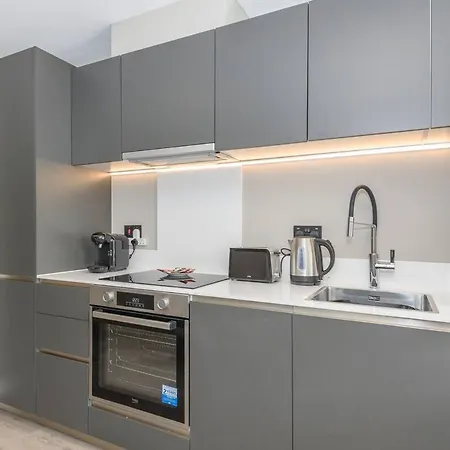 Appartement Centre Deluxe With Amazing Garden Terrace - Pass The Keys Leeds (West Yorkshire)