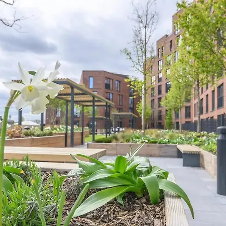 公寓 Centre Deluxe With Amazing Garden Terrace - Pass The Keys