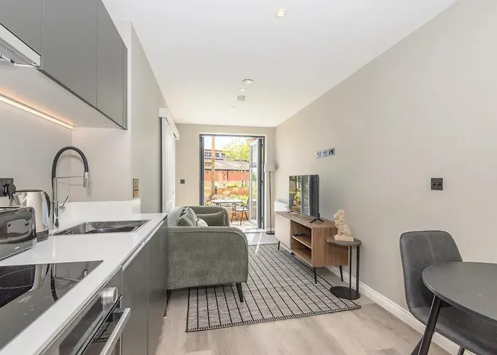 Centre Deluxe With Amazing Garden Terrace - Pass The Keys * Leeds (West Yorkshire)