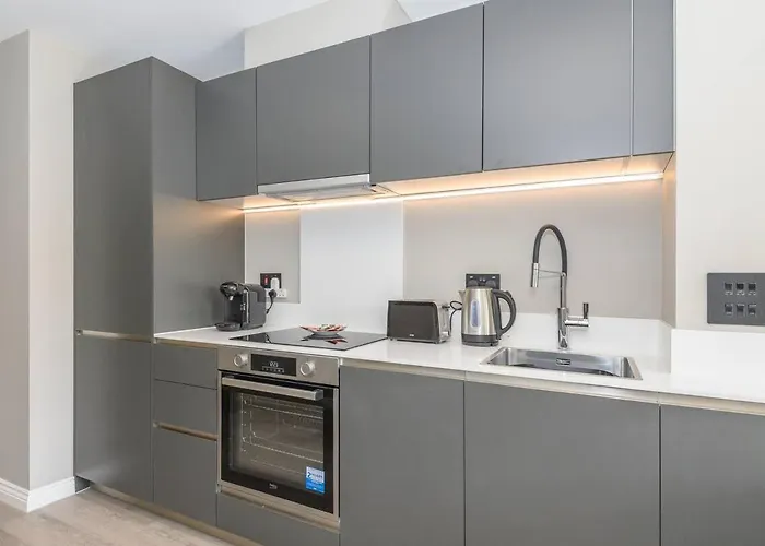 公寓 Centre Deluxe With Amazing Garden Terrace - Pass The Keys 利兹