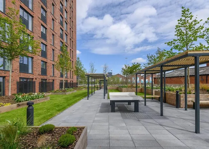 Centre Deluxe With Amazing Garden Terrace - Pass The Keys * Leeds (West Yorkshire)