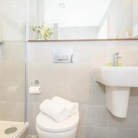 Centre Deluxe With Amazing Garden Terrace - Pass The Keys Appartement Leeds (West Yorkshire)