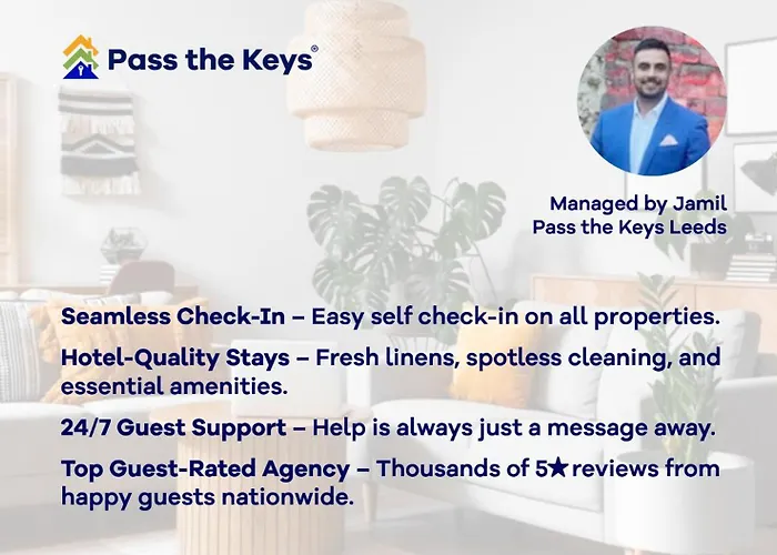 Centre Deluxe With Amazing Garden Terrace - Pass The Keys דירה